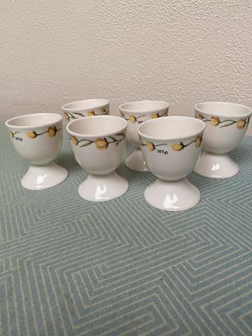 Jet ter Steege eierdopjes - bloemetjes beschikbaar voor biedingen