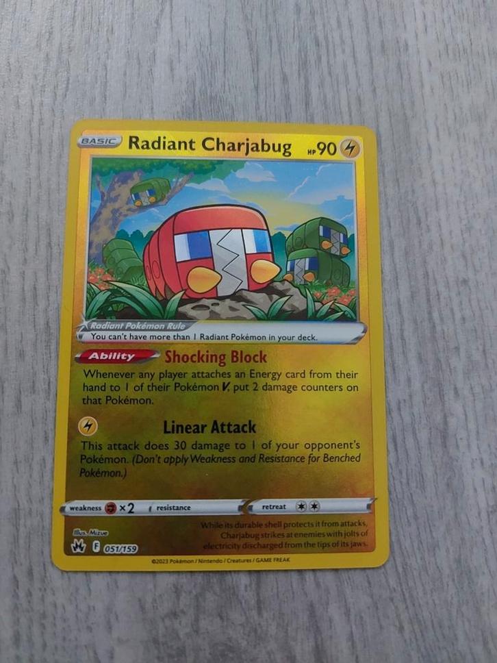 3 radiant cards!, Hobby en Vrije tijd, Verzamelkaartspellen | Pokémon, Zo goed als nieuw, Meerdere kaarten, Foil, Ophalen of Verzenden