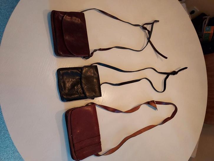 te koop: 3 schouder handtassen, bruin en zwart, Sieraden, Tassen en Uiterlijk, Tassen | Damestassen, Zo goed als nieuw, Schoudertasje