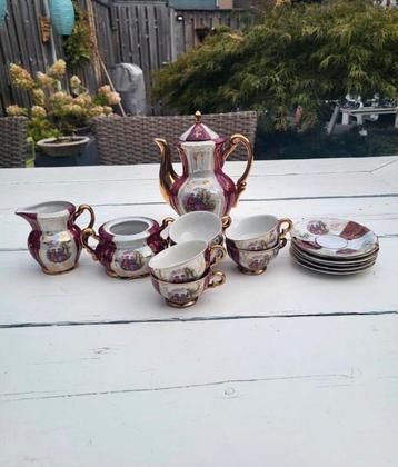 Antiek Mokka thee servies  beschikbaar voor biedingen