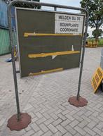 Reclame bord verplaatsbaar met voet 120x200cm met plexiglas, Ophalen, Gebruikt, Reclamebord
