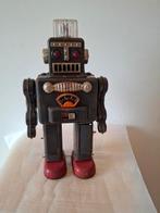 Grote blikken Robot werking is onbekend zie de foto's, Ophalen of Verzenden, Gebruikt