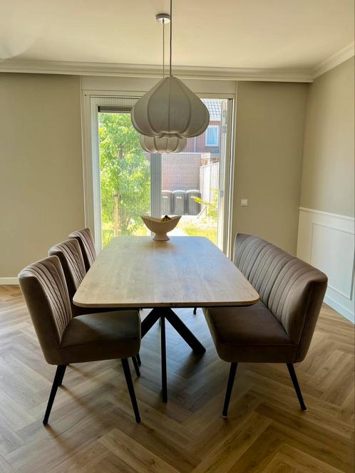 Eettafel Holendrecht met 3 eetkamerstoelen en bank, Huis en Inrichting, Complete eetkamers, Zo goed als nieuw, Ophalen of Verzenden
