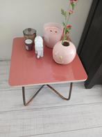 Roze Bijzettafel / Salontafel, Huis en Inrichting, Tafels | Bijzettafels, Minder dan 45 cm, Gebruikt, Vierkant, Ophalen of Verzenden