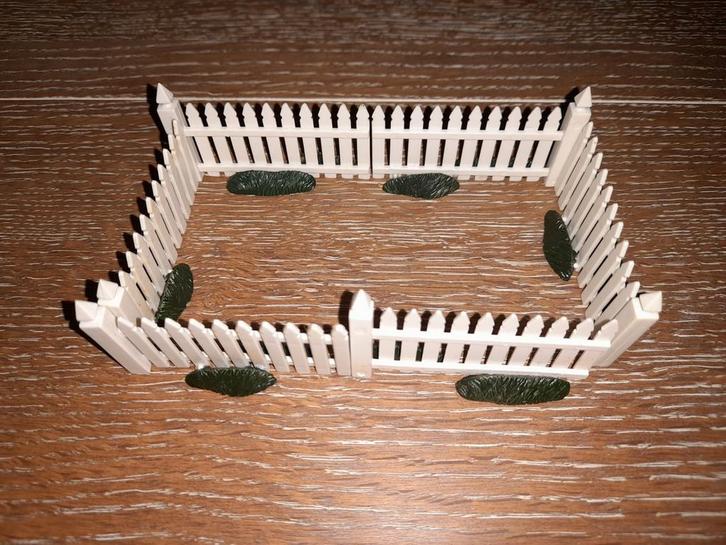 Lemax tuinhekje set wit compleet kerstdorp, Diversen, Kerst, Zo goed als nieuw, Ophalen of Verzenden