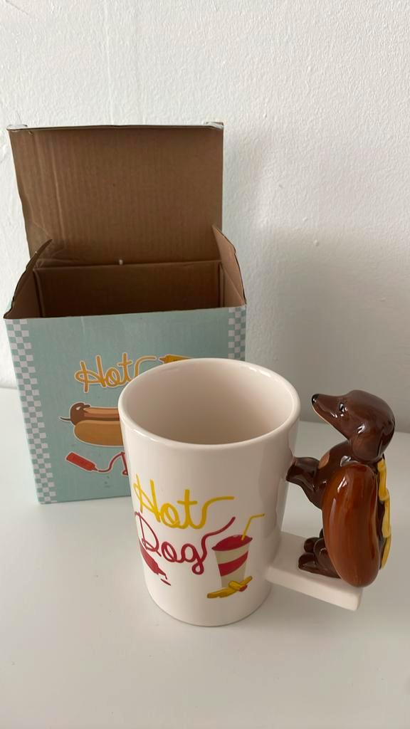 Beker handvat hot dog - nieuw in doos, Huis en Inrichting, Keuken | Servies, Zo goed als nieuw, Kop(pen) en/of Schotel(s), Overige stijlen