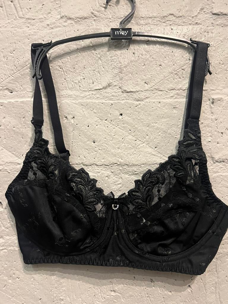 Louisa Bracq bh maat 70D lNIEUW!! Bh nu €20,-, Ophalen of Verzenden, Zwart, BH