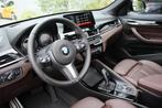 BMW X1 SDrive18i M Sport - PANO - LEDER - LED - HEADUP - NAV, 15 km/l, Gebruikt, Zwart, 3 cilinders