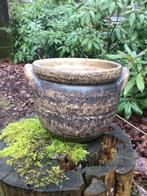 Ruime rustieke bloempot met oren., Rond, Ophalen of Verzenden, Zo goed als nieuw, Aardewerk