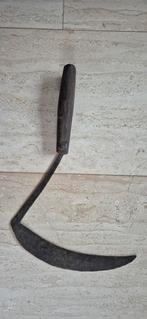 Antieke sikkel / handzeis, Ophalen