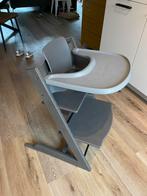 Stokke tripp trapp stoel grijs + stoelverkleiner, Kinderen en Baby's, Kinderstoelen, Ophalen, Gebruikt, Meegroeistoel, Afneembaar eetblad