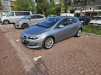 Opel Astra 1.4 Turbo Zilver Grijs, zeer goed onderhouden, Auto's, Voorwielaandrijving, Stof, 680 kg, 4 cilinders