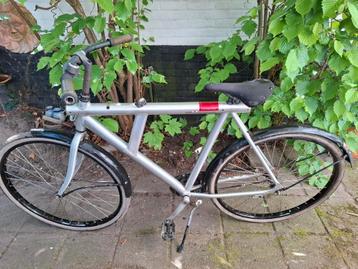 VANMOOF opknapfiets beschikbaar voor biedingen