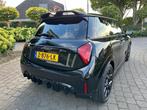 Mini Cooper 1.5 C John Cooper Works M, Pano Org NL Dealer Ga, Auto's, Gebruikt, 156 pk, 4 stoelen, Leder en Stof