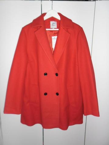 Miss Etam Rode Winterjas Met Knopen Maat XXL (NIEUW) beschikbaar voor biedingen