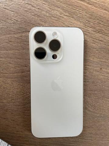 iPhone 15 Pro 256GB - 100% Batterij beschikbaar voor biedingen