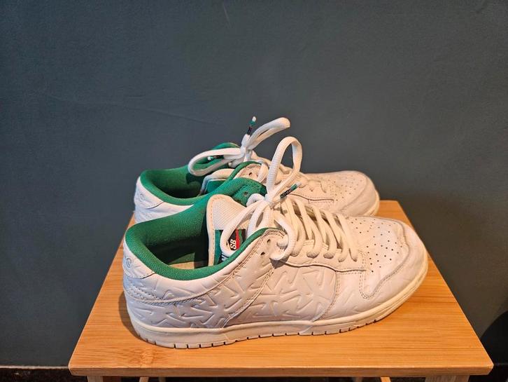 Nike SB Dunk Low Ben-G, Kleding | Heren, Schoenen, Zo goed als nieuw, Sneakers of Gympen, Wit, Ophalen of Verzenden