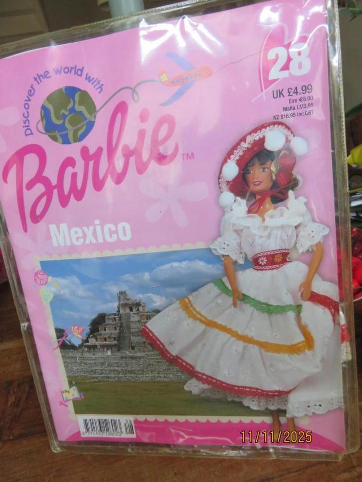 BARBIE KLEDING  UIT MEXICO NIEUW, Verzamelen, Poppen, Nieuw, Kleertjes, Verzenden