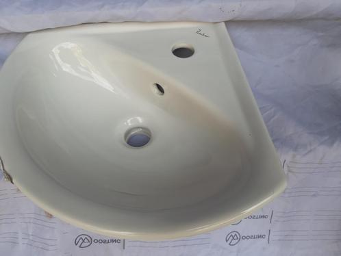 Hoekwastafeltje Porcher voor in de WC of badkamer, nieuw,, Huis en Inrichting, Badkamer | Badkamermeubels, Nieuw, Wasbak of Wastafel