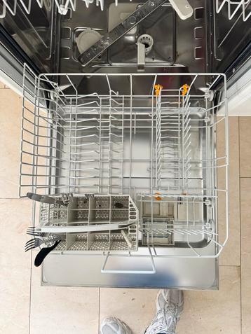 Miele inbouw vaatwasser beschikbaar voor biedingen