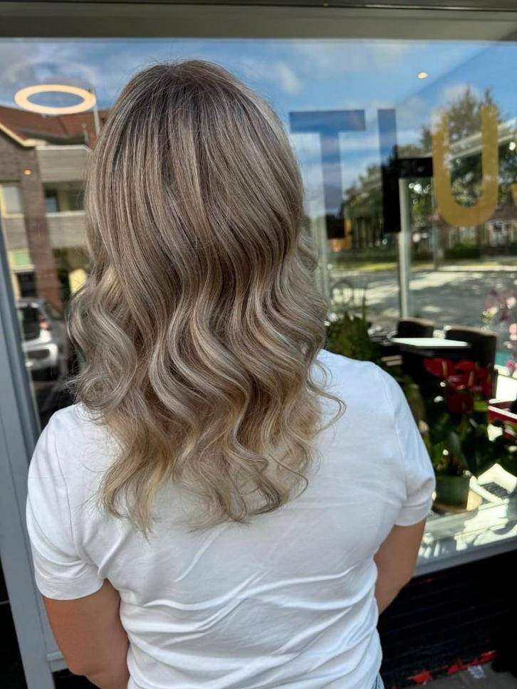 Thuiskapper bij jou om de hoek, Diensten en Vakmensen, Kappers en Thuiskappers, Komt aan huis, Zonder afspraak