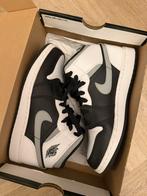 Nike high dunk, Ophalen of Verzenden, Zo goed als nieuw, Sneakers of Gympen