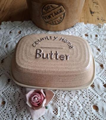Country Home Butter botervloot beschikbaar voor biedingen