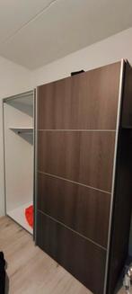 Free Closet. Bennekom. Disassembled., Ophalen of Verzenden, Zo goed als nieuw