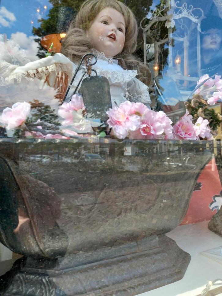 Antieke franse tuinvaas/Jardinieren zwart gietijzer, Antiek en Kunst, Antiek | Woonaccessoires, Ophalen of Verzenden