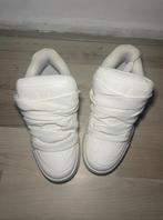 Schoenen, Wit, Ophalen of Verzenden, Sneakers of Gympen, Zo goed als nieuw