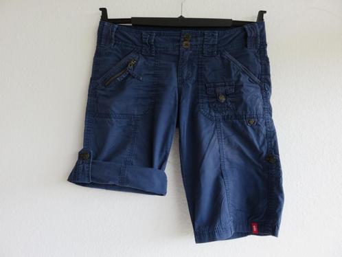 esprit play donkerblauwe korte broek short maat 34, Kleding | Dames, Broeken en Pantalons, Zo goed als nieuw, Maat 34 (XS) of kleiner