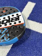 Scheur of barst in je padelracket? Reparatie is mogelijk.
