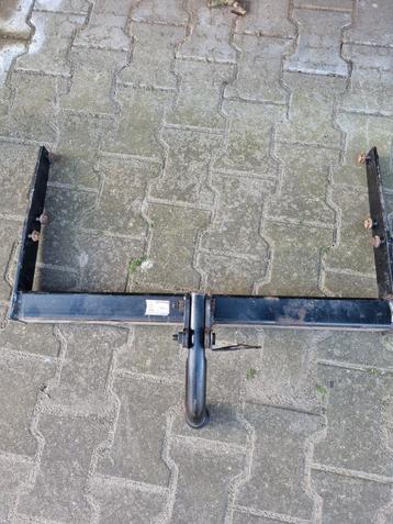 VW T5 vaste trekhaak zonder kabelboom beschikbaar voor biedingen
