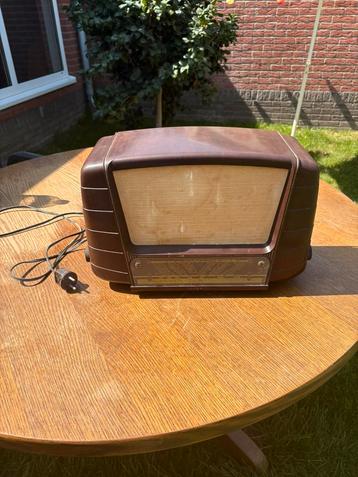 Oude authentieke retro Erres radio speaker beschikbaar voor biedingen