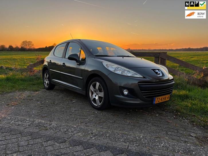 Peugeot 207 1.6 VTi Première, Navigatie, APK 28-11-2026, Auto's, Peugeot, Bedrijf, Te koop, ABS, Airbags, Airconditioning, Centrale vergrendeling