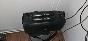 JBL Partybox On The Go + 2 Microfoons - ZGAN! beschikbaar voor biedingen