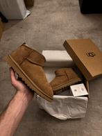 Ugg Classic Ultra Mini Maroon “Snowboots”, Kleding | Dames, Schoenen, Bruin, Snowboots, Nieuw, Ophalen of Verzenden