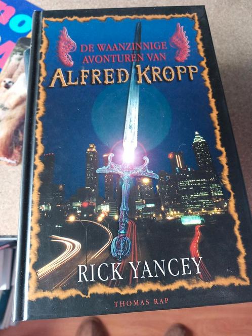 Rick yancey aflred kropp, Boeken, Kinderboeken | Jeugd | 13 jaar en ouder, Zo goed als nieuw, Ophalen of Verzenden