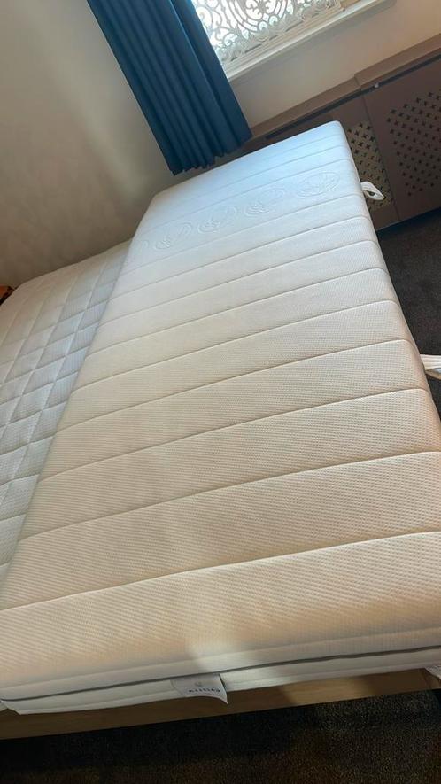Matras met topper 90 x 220, Huis en Inrichting, Slaapkamer | Matrassen en Bedbodems, Zo goed als nieuw, 90 cm, 220 cm, Eenpersoons