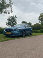 Nieuwe egrklep luxeV40 2.0 D2 2016 Blauw R-disign nieuwe apk, Auto's, Voorwielaandrijving, 4 cilinders, 1969 cc, Blauw