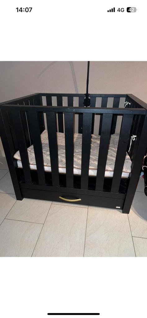 Zwarte TWF box met lade GRATIS, Kinderen en Baby's, Boxen, Zo goed als nieuw, Lade, Ophalen