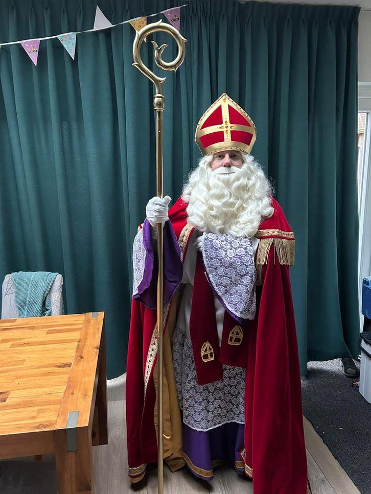 Sinterklaas en Pietenpakken te huur, Diversen, Sinterklaas, Zo goed als nieuw, Ophalen