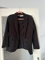 Zwarte blazer van de bershka, Kleding | Dames, Zwart, Zo goed als nieuw, Jasje, Maat 34 (XS) of kleiner