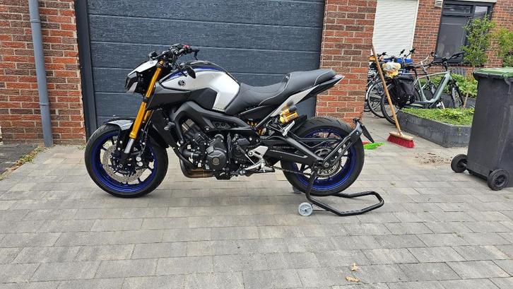 Yamaha MT-09 SP - bj 2018 - 2e eigenaar - Orig. NL - Akra, Motoren, Motoren | Yamaha, Particulier, Naked bike, meer dan 35 kW
