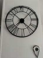 Zwarte Wandklok - Nette Staat, Ophalen of Verzenden, Zo goed als nieuw, Analoog, Wandklok