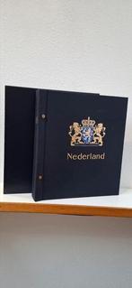 2x DAVO postzegels album :Nederland en Wereld, Postzegels en Munten, Postzegels | Toebehoren, Ophalen of Verzenden, Verzamelalbum