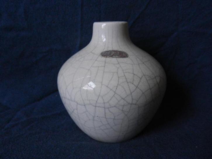 Wit craquele geglazuurde baluster vaas Zenith Gouda h 8,5 cm, Antiek en Kunst, Antiek | Keramiek en Aardewerk, Ophalen of Verzenden