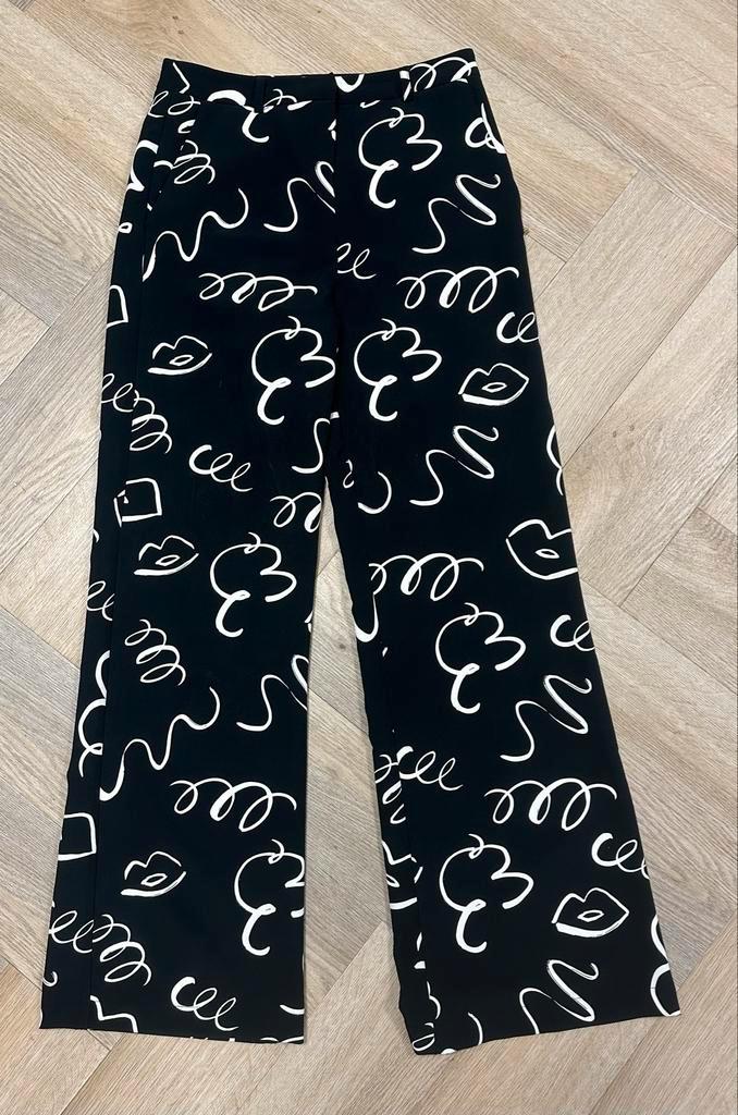 Fabienne Chapot Broek Zwart Maat 40, Kleding | Dames, Broeken en Pantalons, Zo goed als nieuw, Maat 38/40 (M), Zwart, Lang, Ophalen of Verzenden