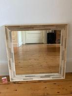Moderne houten Scandinavische spiegel ingelegd hout staafjes, Ophalen of Verzenden, Zo goed als nieuw