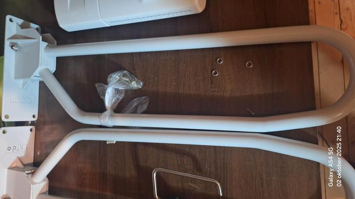 Set van 2 Linido opklapbare steunbeugels., Diversen, Rolstoelen, Elektrische rolstoel, Inklapbaar, Ophalen of Verzenden